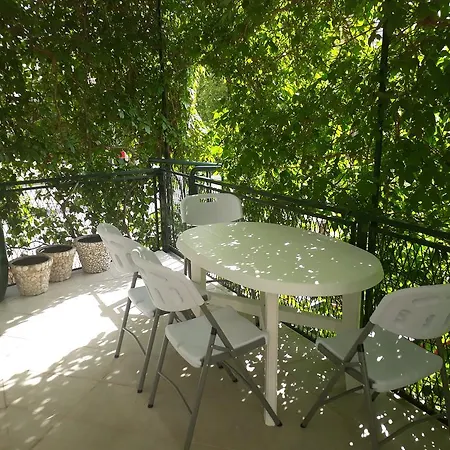 Pia Apartment Dugi Rat Exterior photo